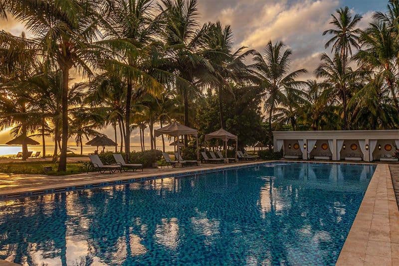 Pool — Baraza Resort & Spa (Baraza Collection)