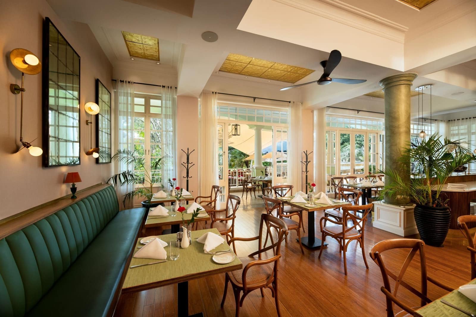 Restaurants/Bar — Hemingways Nairobi