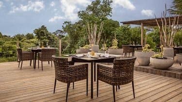 Restaurants/Bar — JW Marriott Masai Mara Lodge
