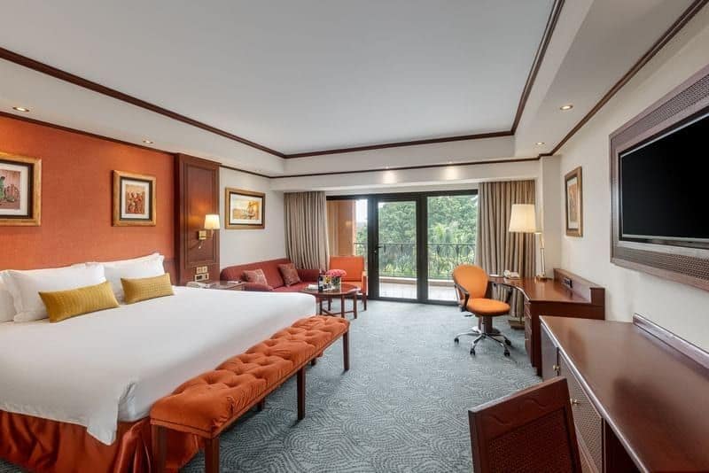 Suites — Kampala Serena Hotel