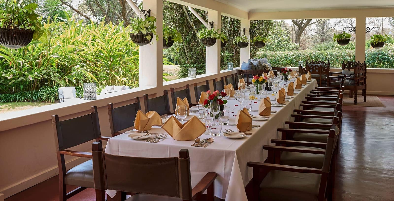 Restaurants/Bar — Legendary Lodge