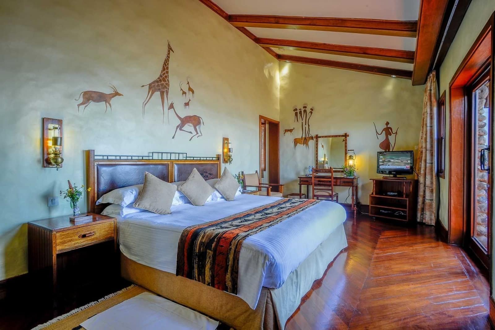 Suites — Ngorongoro Serena Safari Lodge