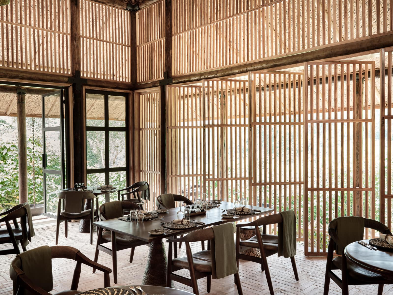 Restaurants/Bar — Sanctuary Gorilla Forest Camp