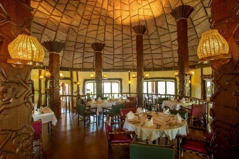 Restaurants/Bar — Serengeti Serena Safari Lodge