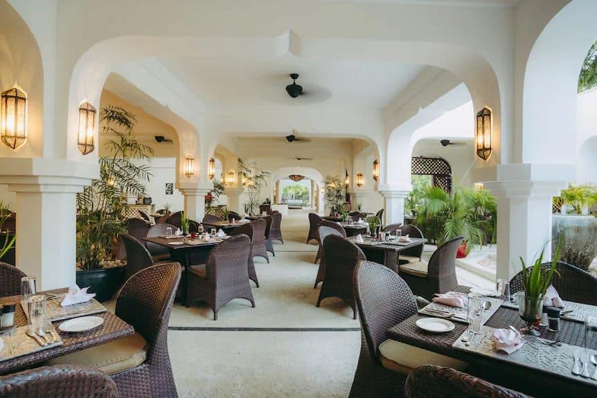 Restaurants/Bar — Swahili Beach Resort