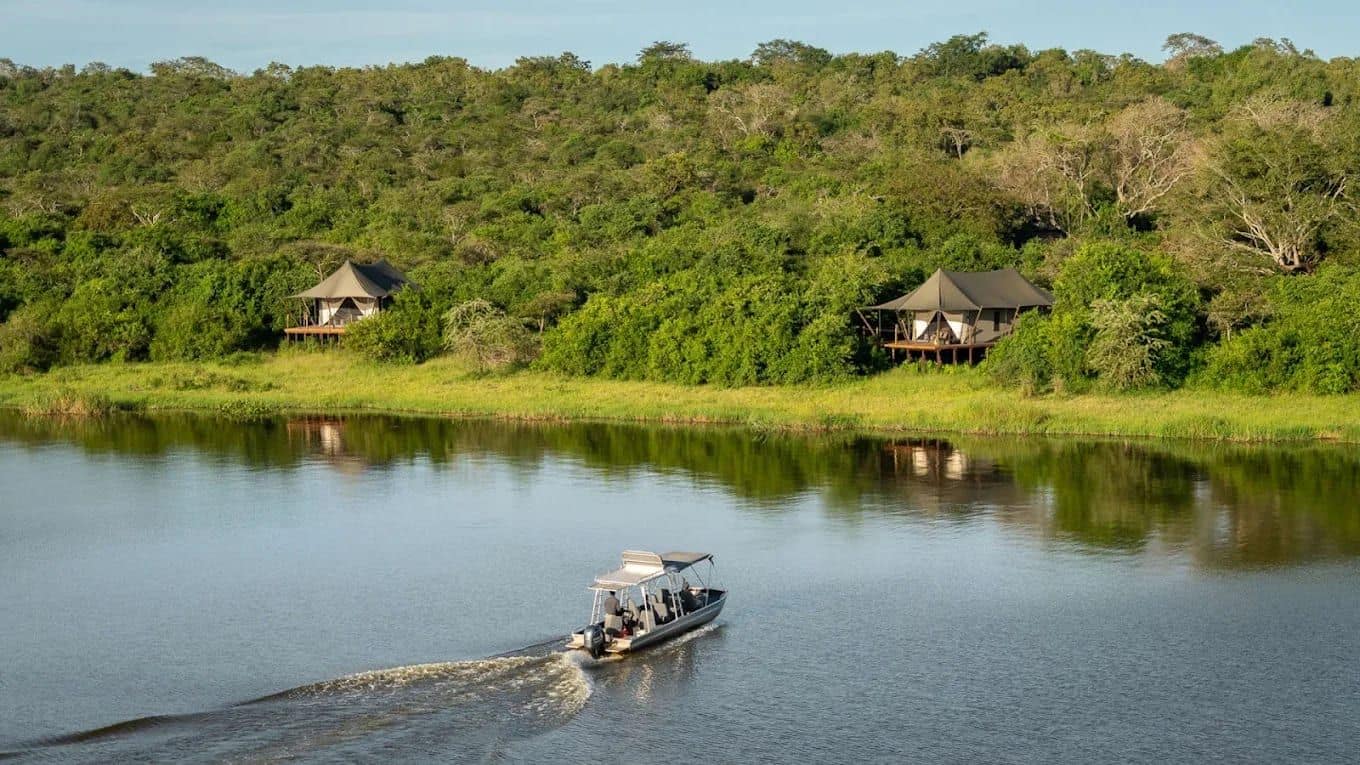 Experiences — Wilderness Magashi Camp