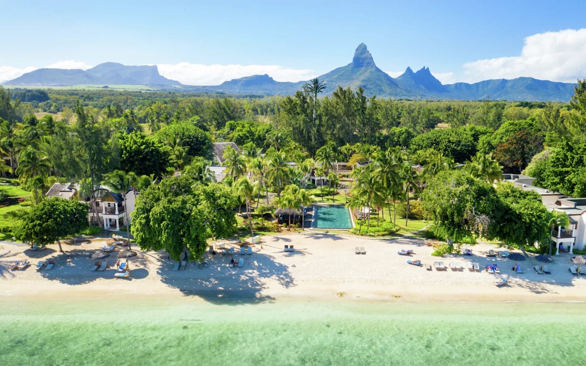 Hilton Mauritius Resort & Spa, Coastal Road, Wolmar, Flic-en-Flac 90503