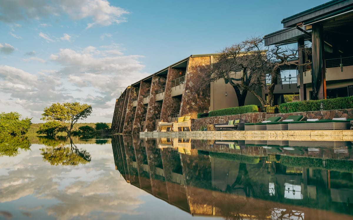 Meliá Serengeti Lodge before an Entebbe and Bwindi chapter