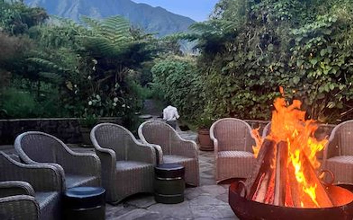 Wilderness Sabyinyo Silverback Lodge, Park boundary, Kinigi, Volcanoes National Park